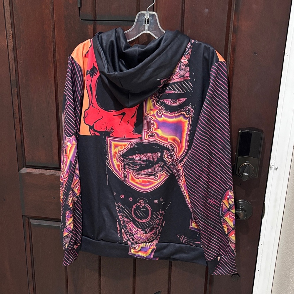 Graphic Hoodie with Abstract Face Design S - Picture 3 of 3
